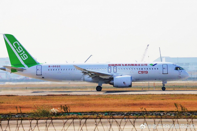 Всё больше китайских пассажирских самолётов в небе: взлетел уже десятый COMAC С919