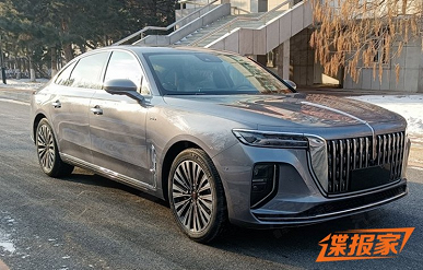 Это Hongqi H9 2024. Новейший премиальный седан показали вживую